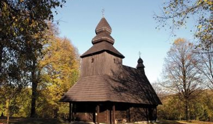 Gréckokatolícky drevený chrám Prenesenia ostatkov sv. Mikuláša